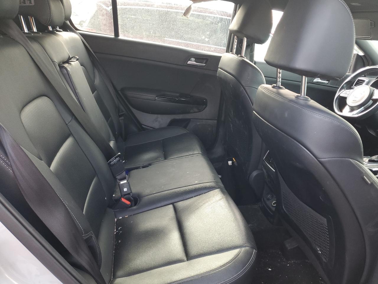 2020 Kia Sportage - Image 11