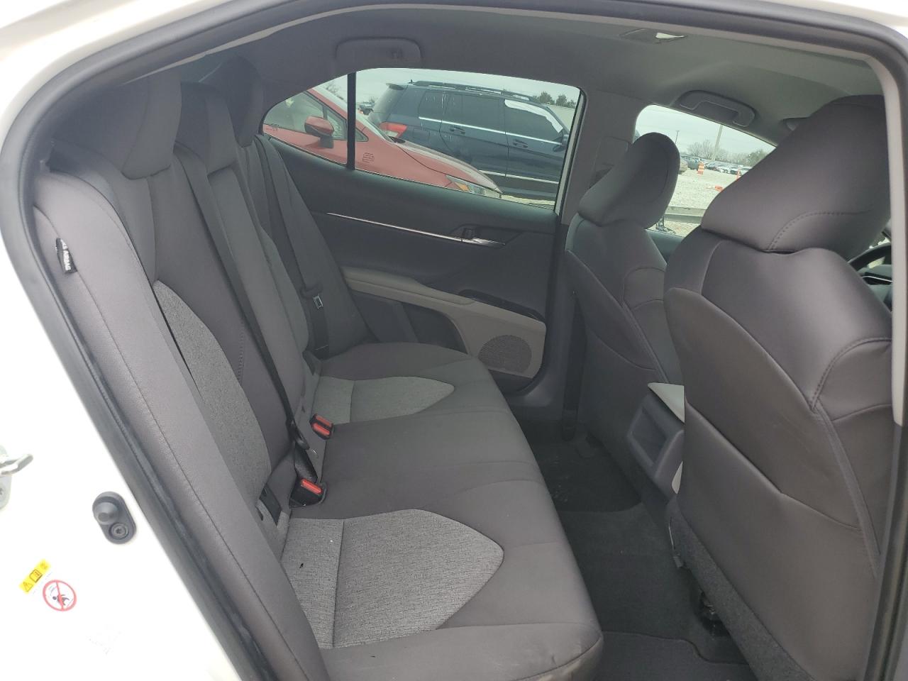 2019 Toyota Camry - Image 10