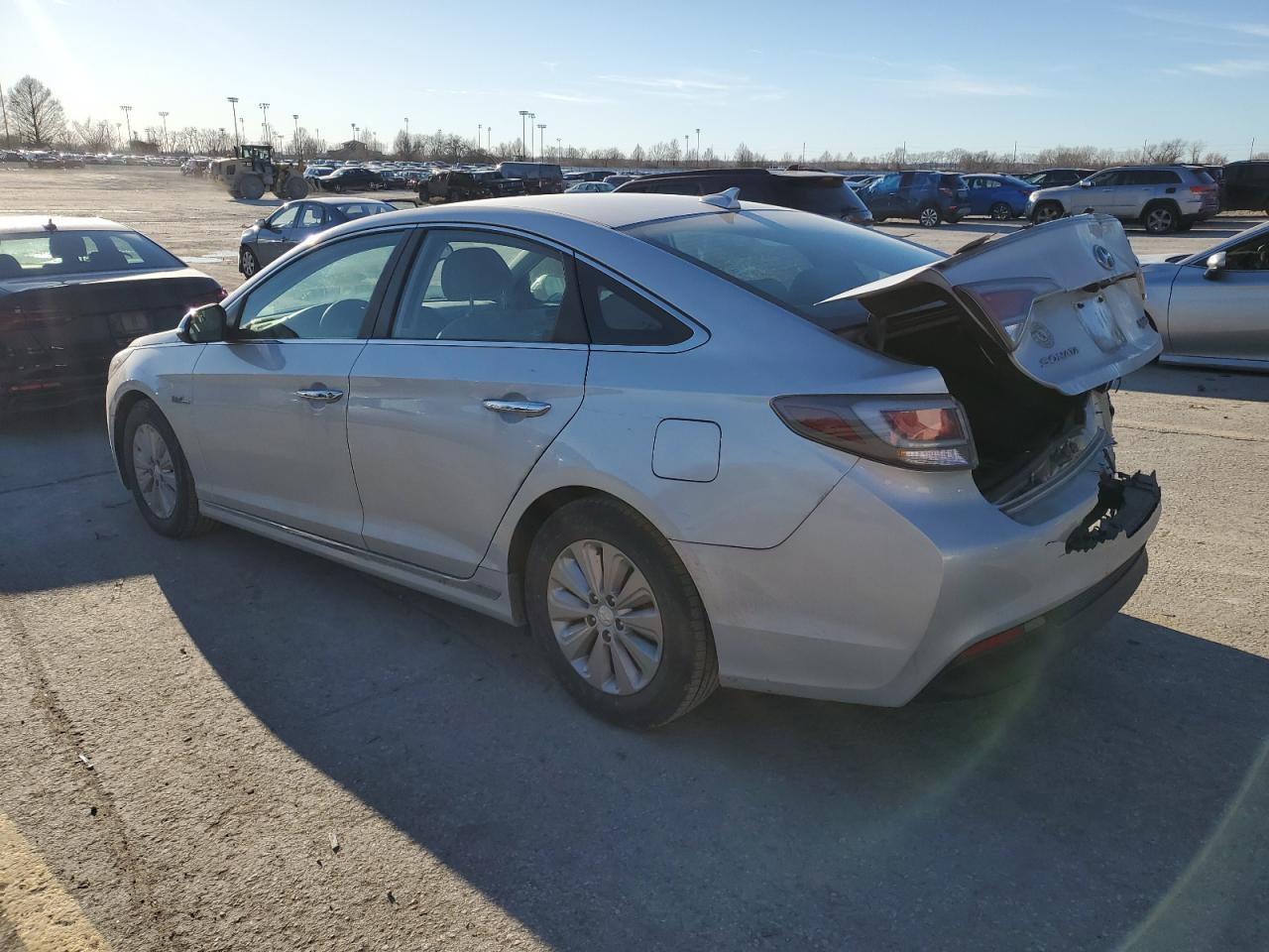2016 Hyundai Sonata - Image 2