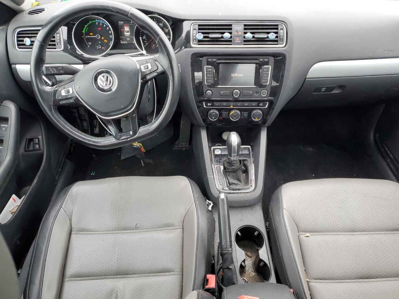 2015 Volkswagen Jetta - Image 8
