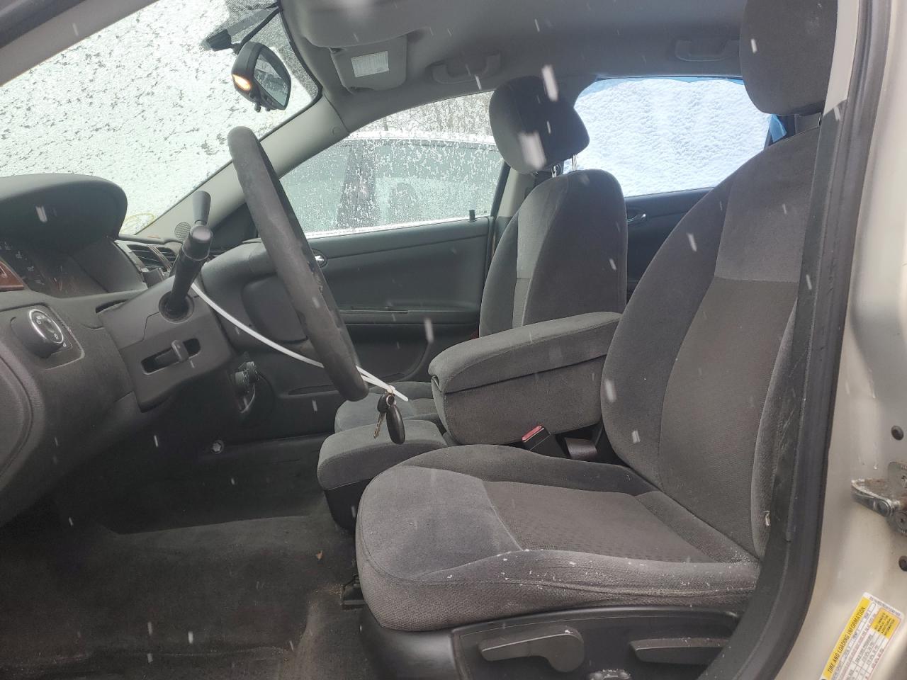 2009 Chevrolet Impala - Image 7