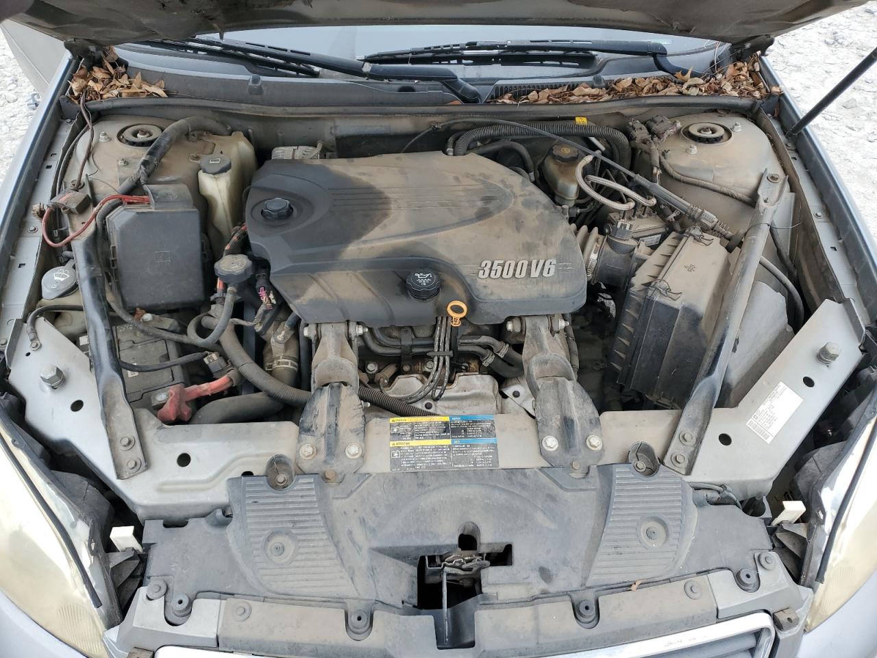 2009 Chevrolet Impala - Image 12
