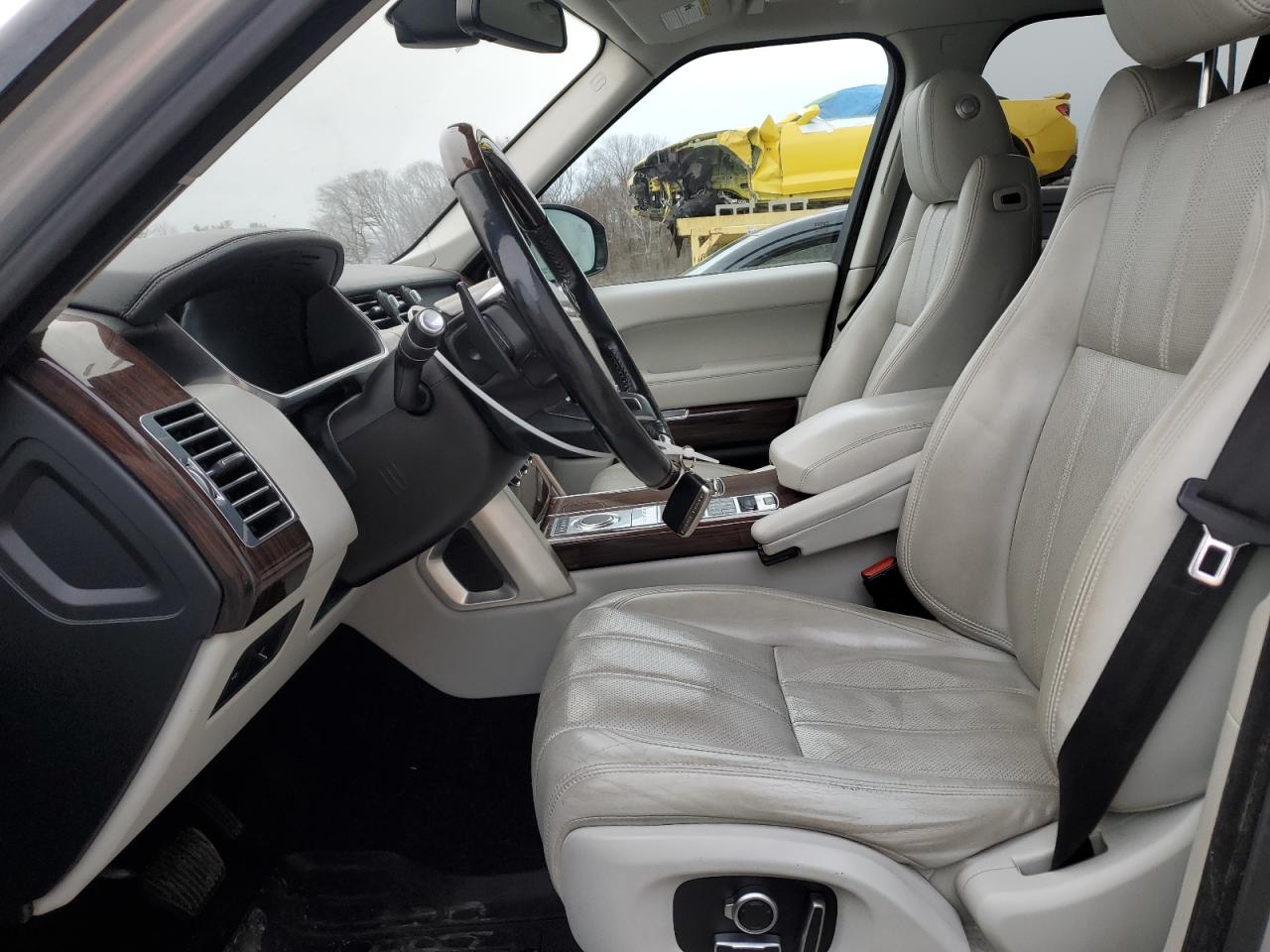 2016 Land Rover Range Rover - Image 7
