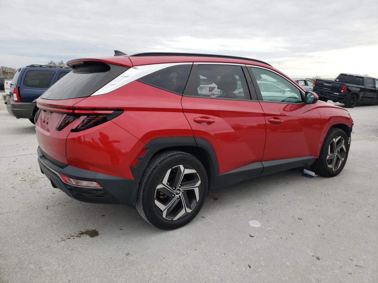 2022 Hyundai Tucson - Image 3