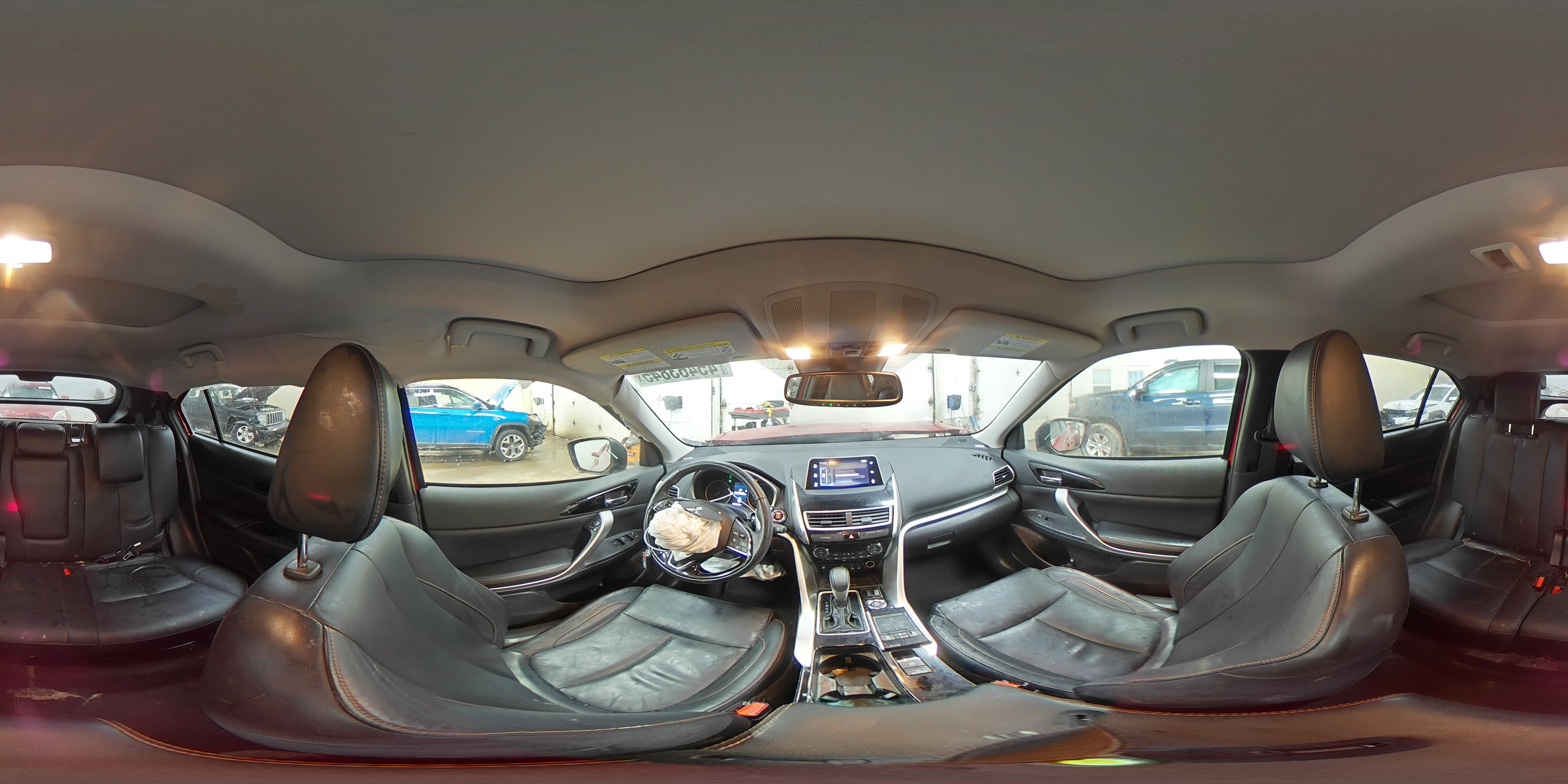 2019 Mitsubishi Eclipse - Image 15