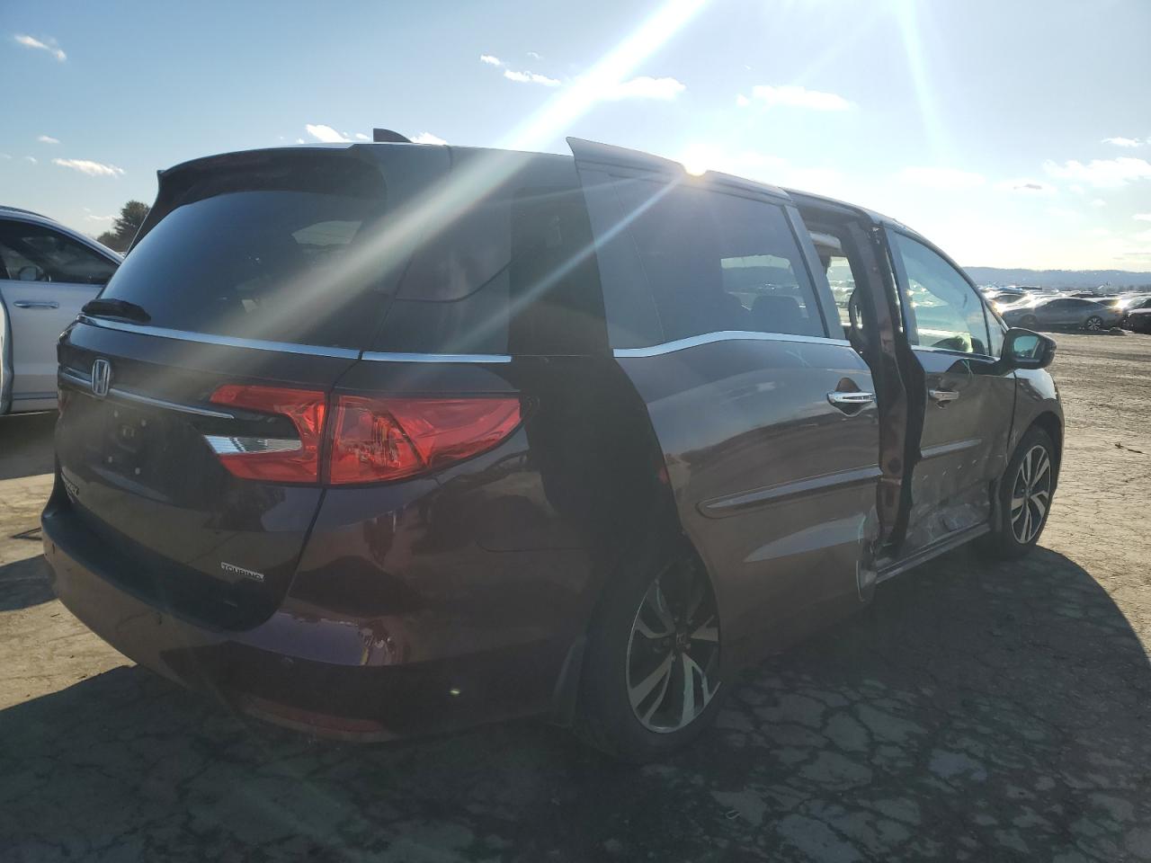 2021 Honda Odyssey - Image 3