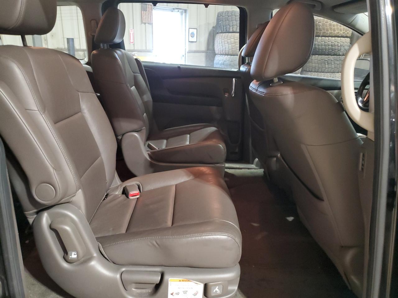2014 Honda Odyssey - Image 11