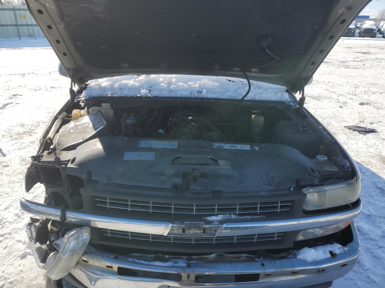 2001 Chevrolet Tahoe - Image 11