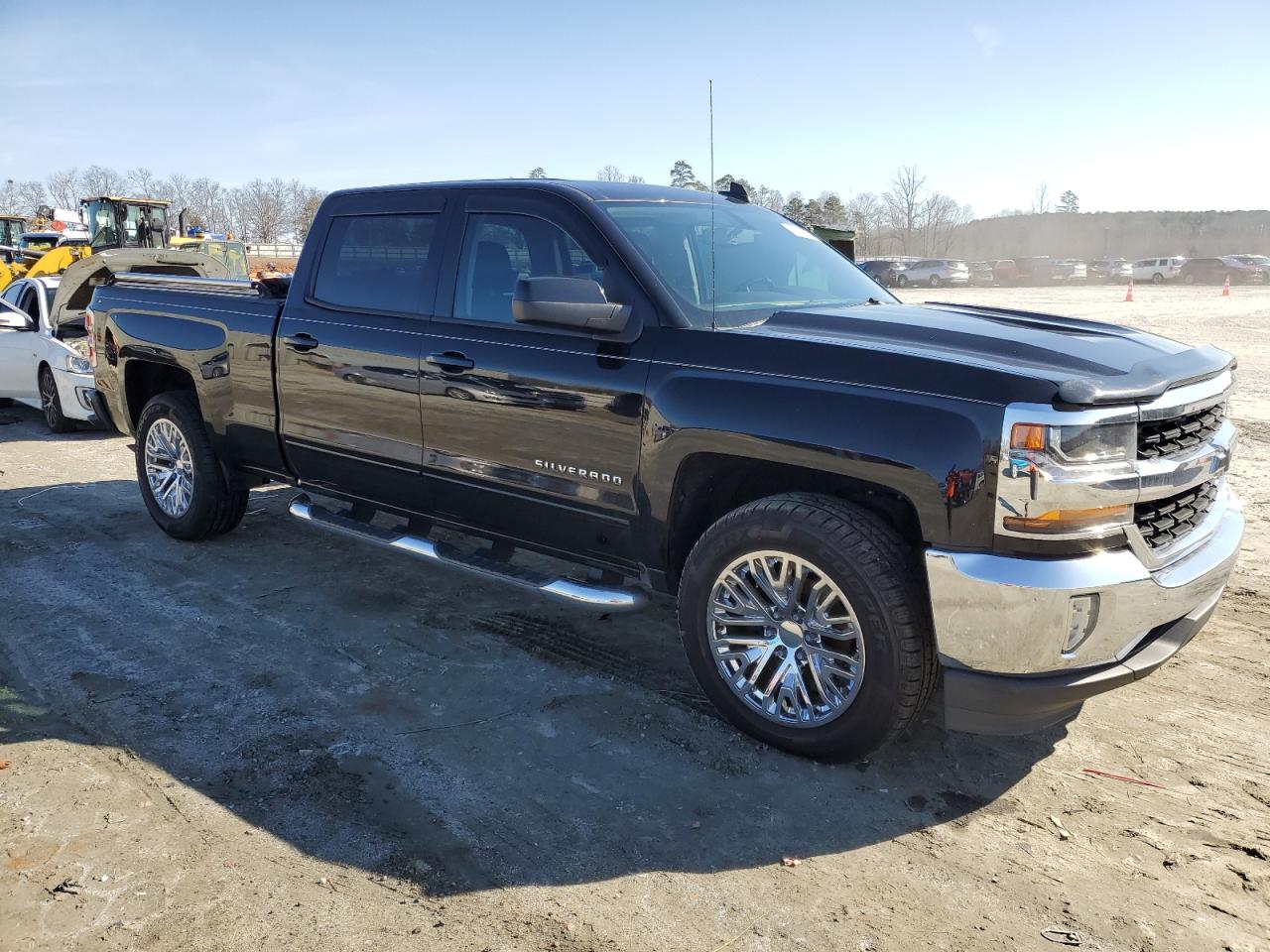2016 Chevrolet Silverado - Image 4