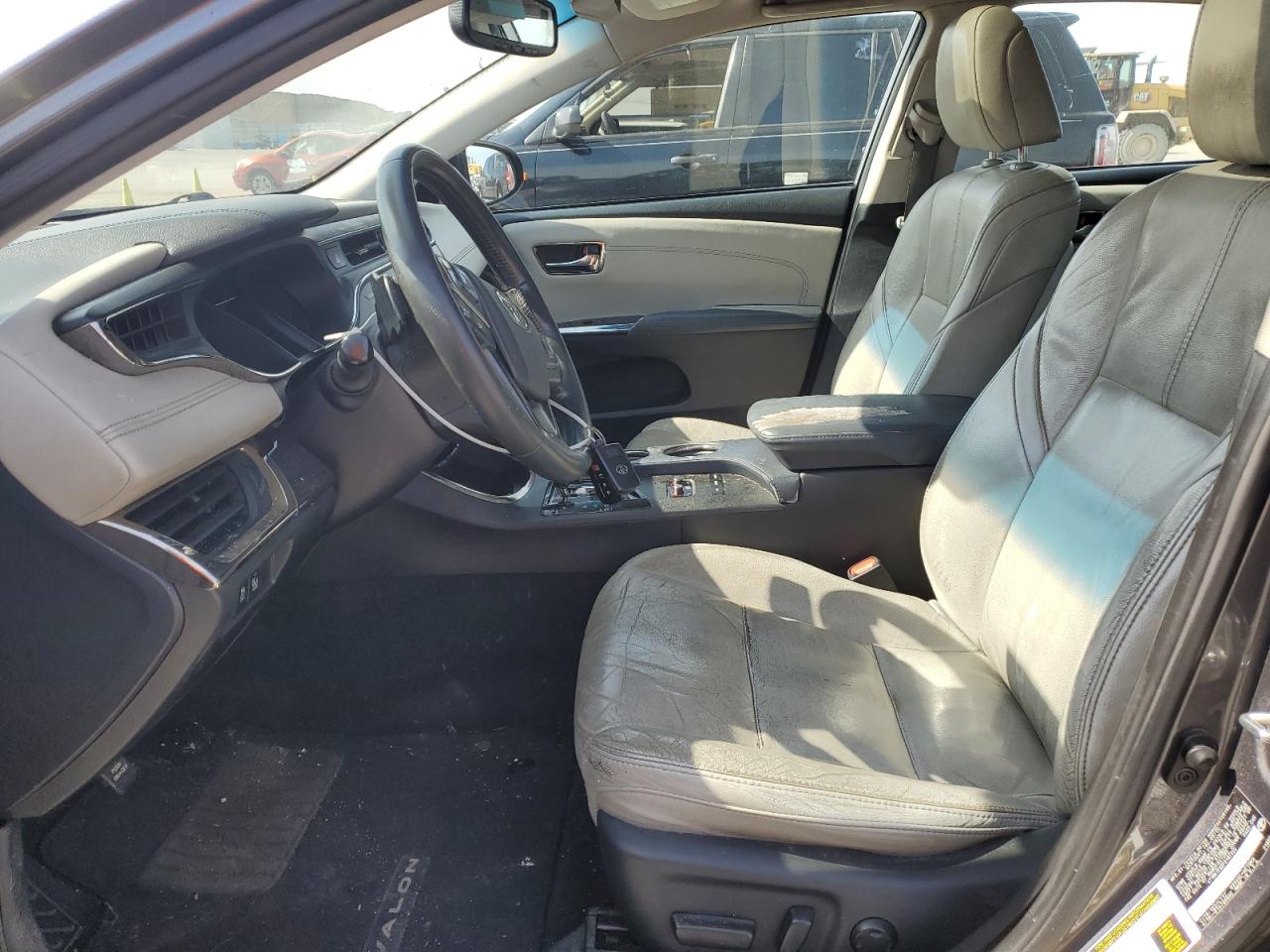 2015 Toyota Avalon - Image 7