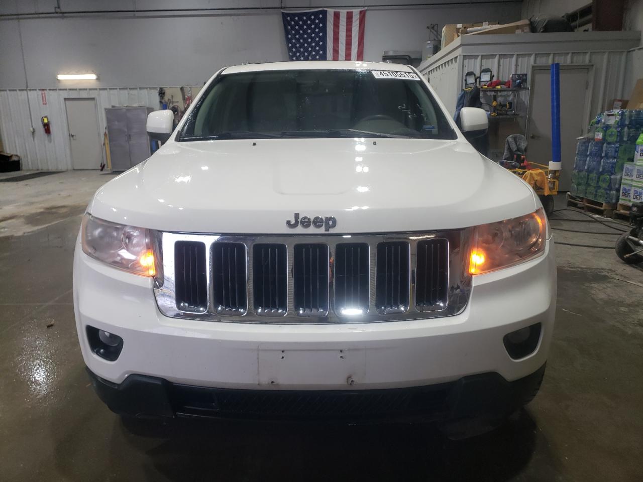 2011 Jeep Grand Cherokee - Image 5