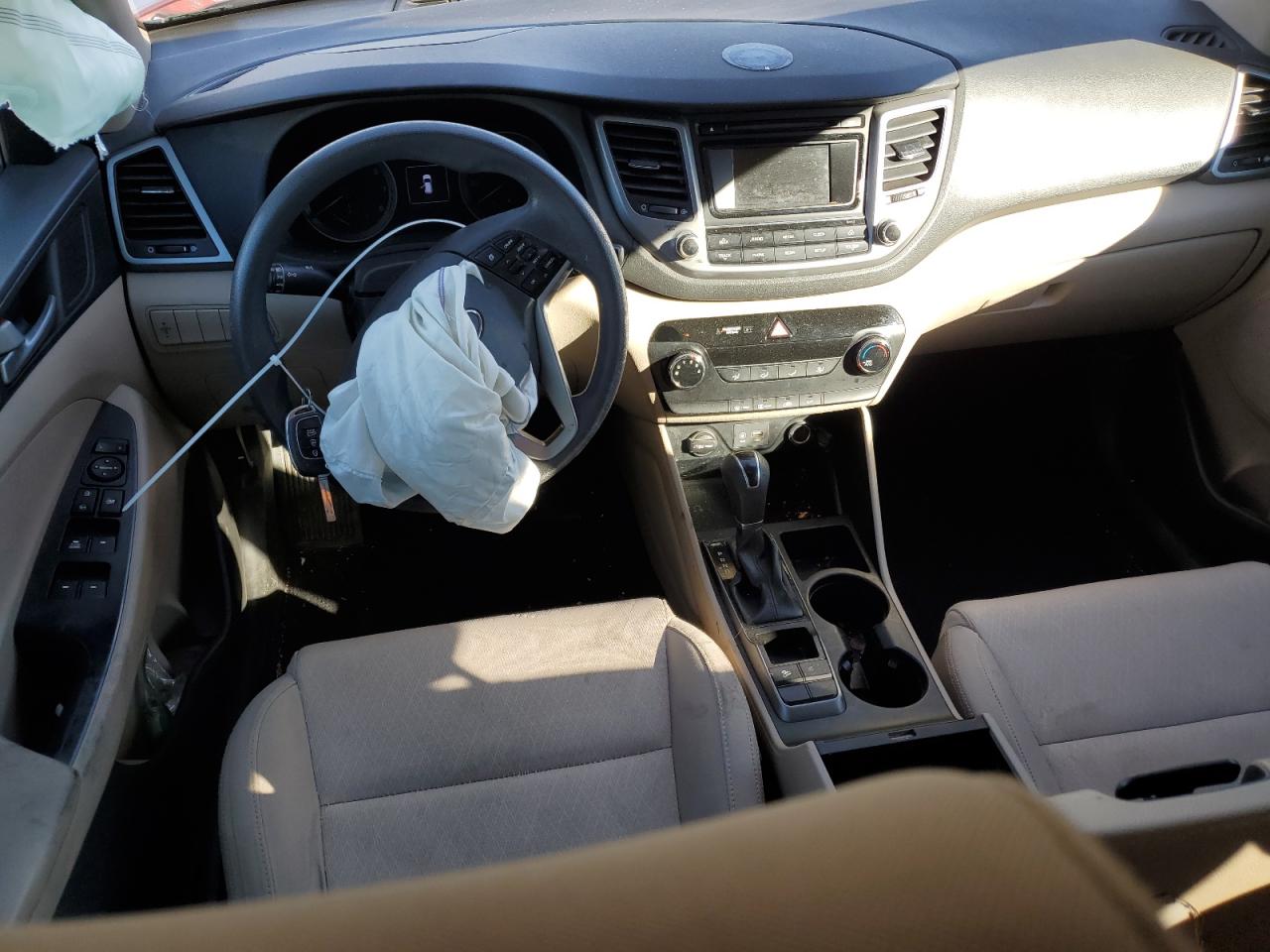 2017 Hyundai Tucson - Image 8