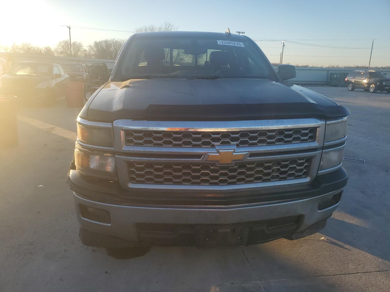 2015 Chevrolet Silverado - Image 5