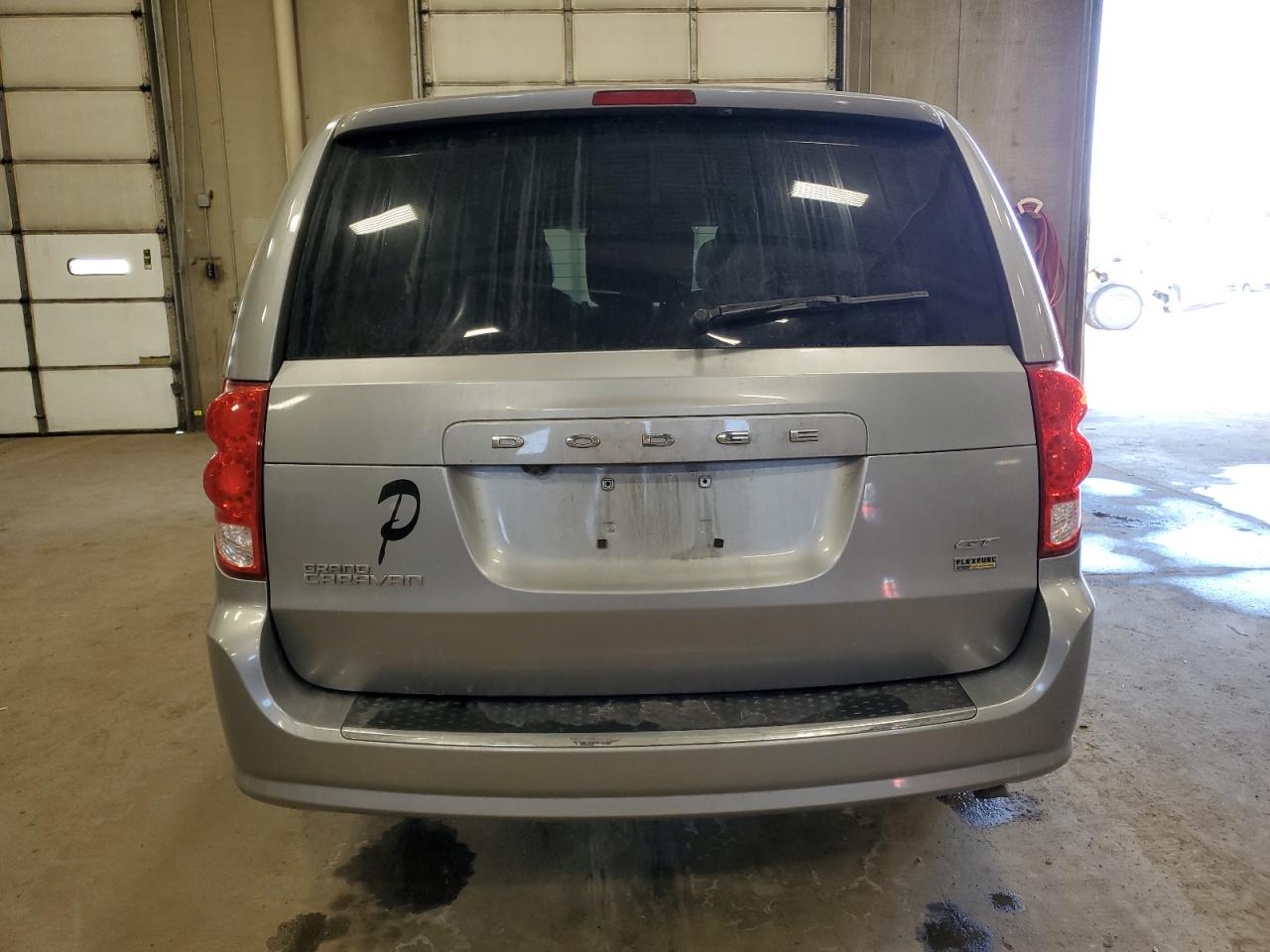 2019 Dodge Caravan - Image 6