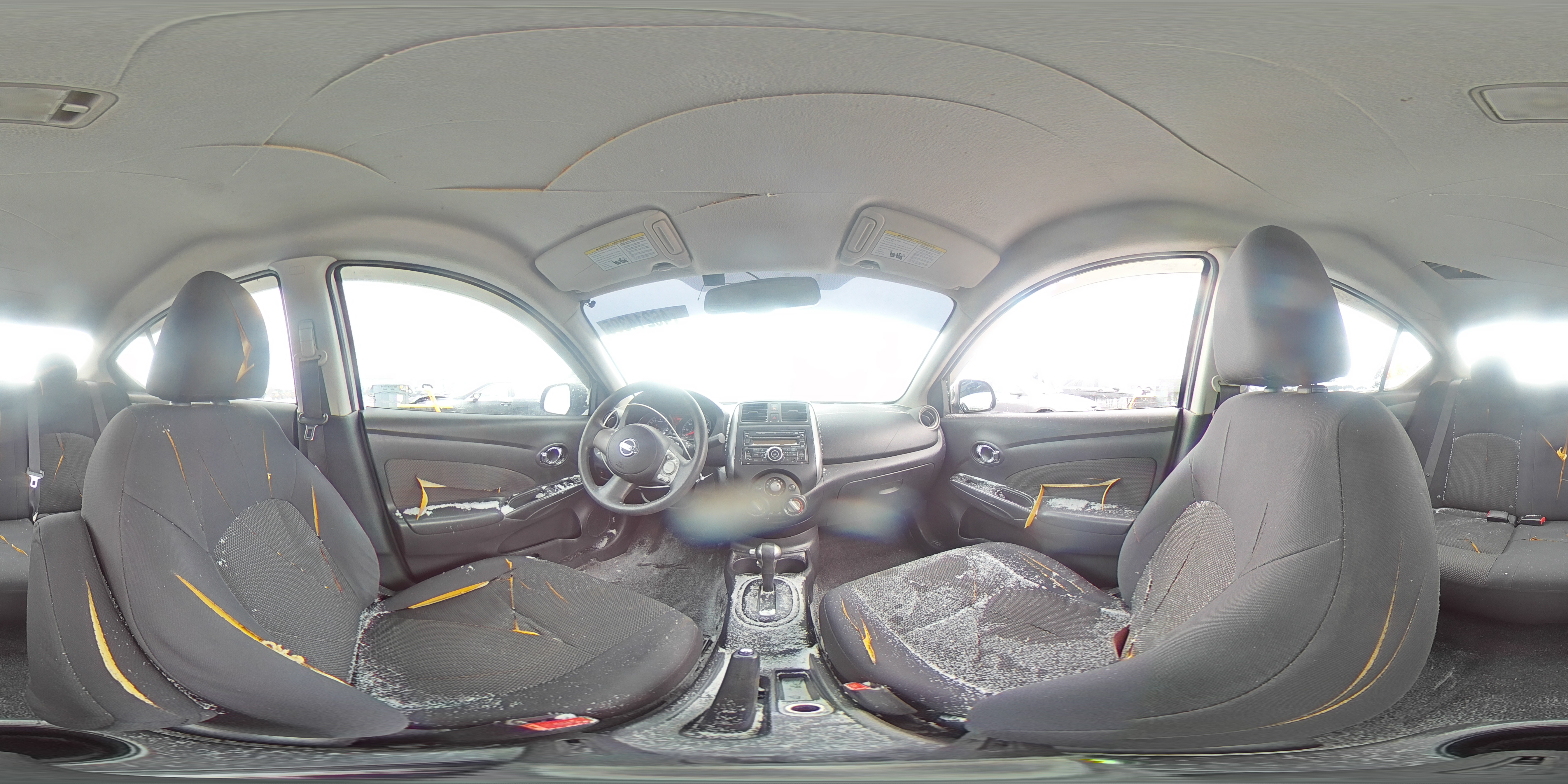 2013 Nissan Versa - Image 12