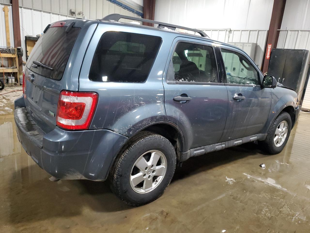 2011 Ford Escape - Image 3