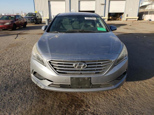  HYUNDAI SONATA 2017 Серебристый