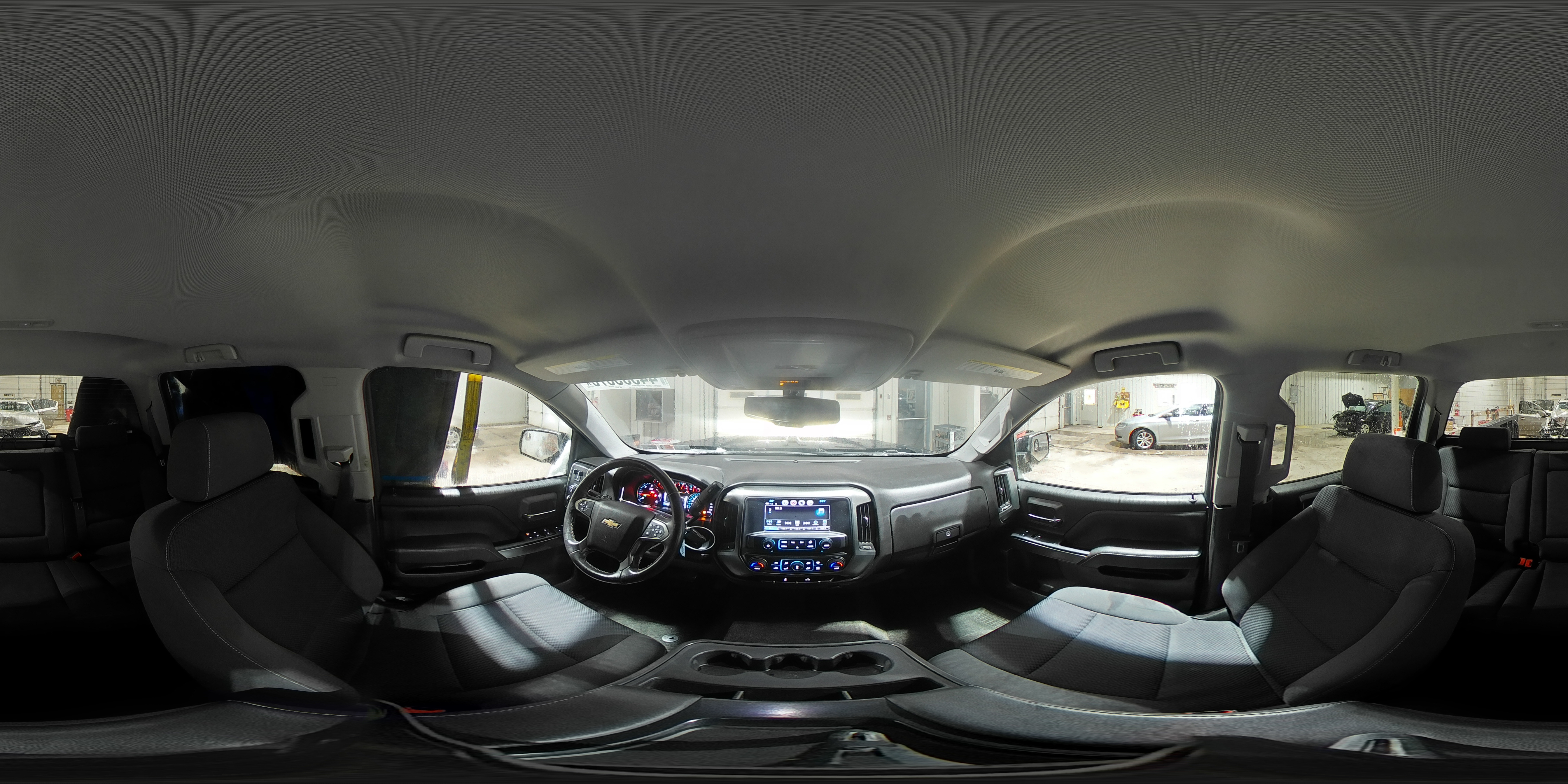 2018 Chevrolet Silverado - Image 14