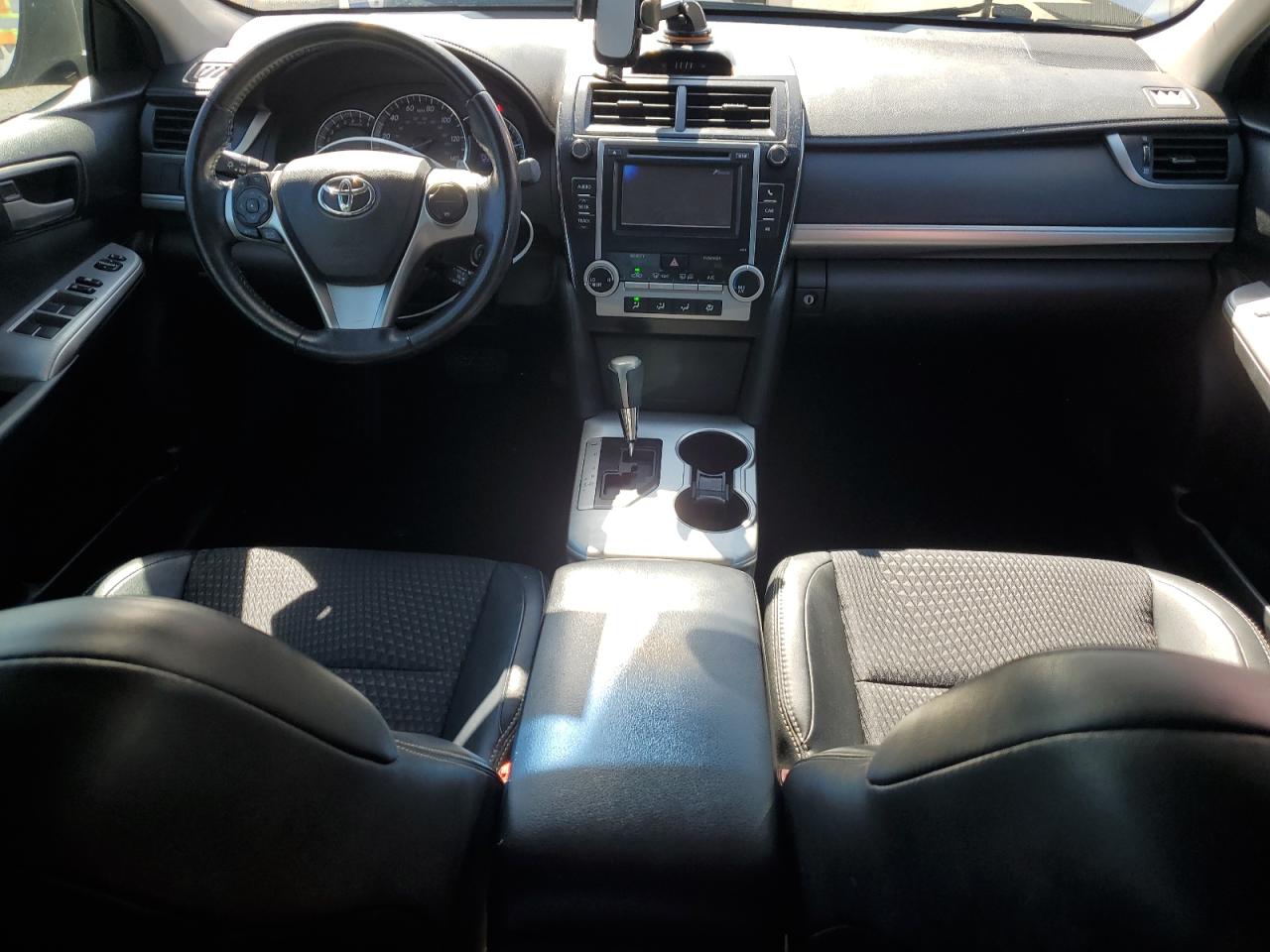 2012 Toyota Camry - Image 8