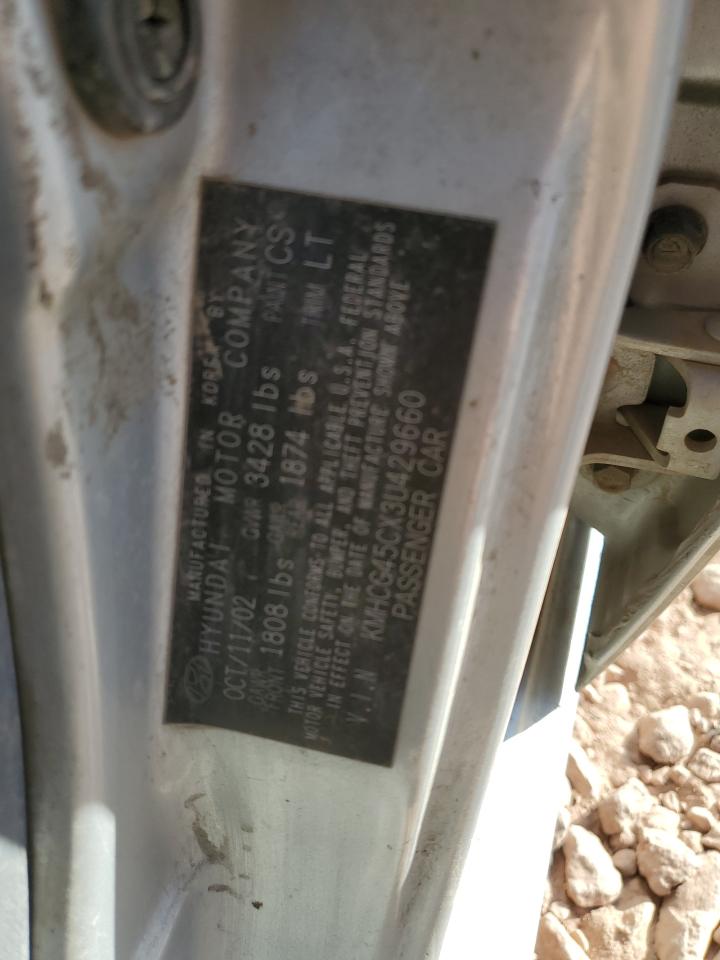 2003 Hyundai Accent - Image 13