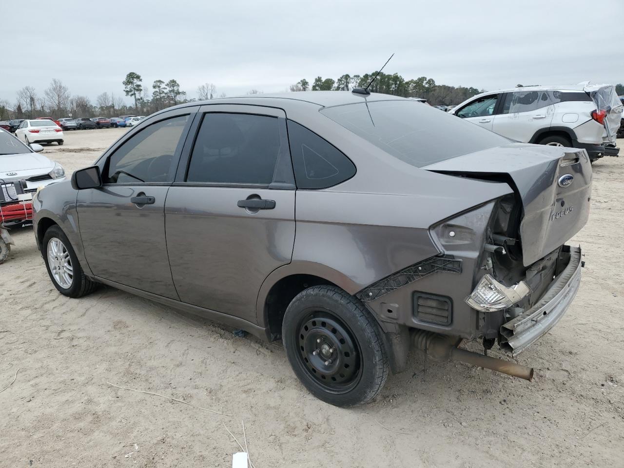 2011 Ford Focus - Image 2