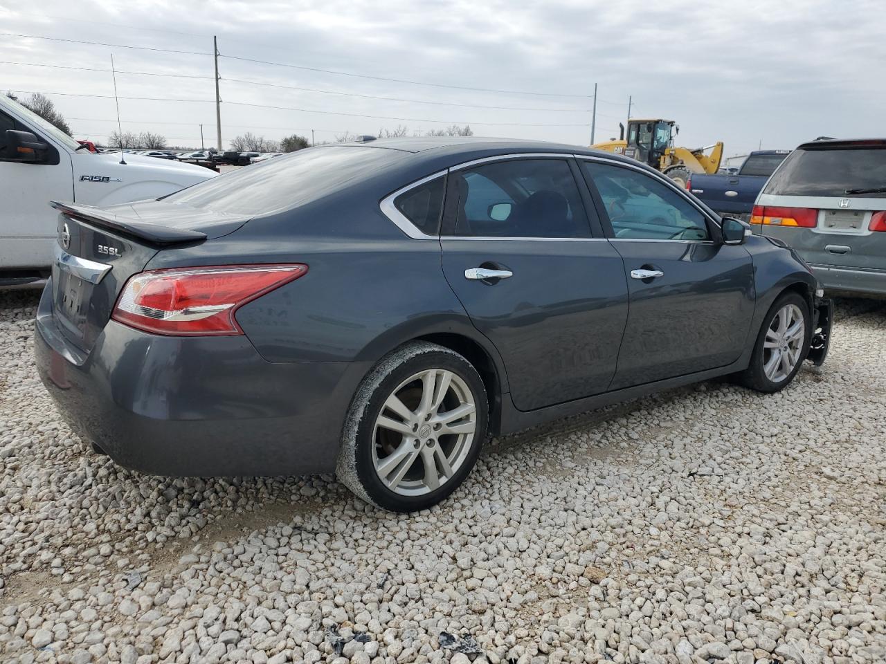 2013 Nissan Altima - Image 3