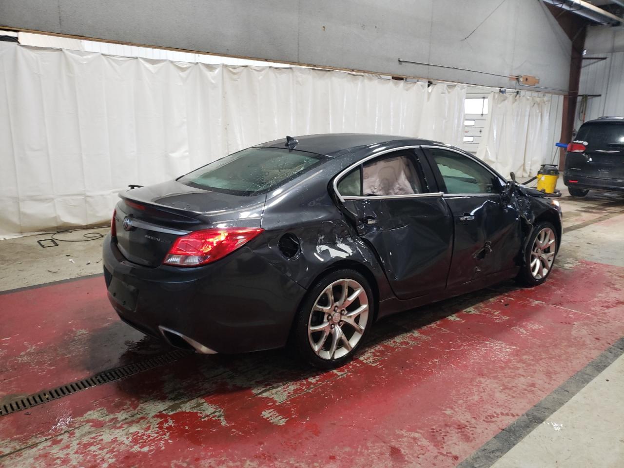 2012 Buick Regal - Image 3