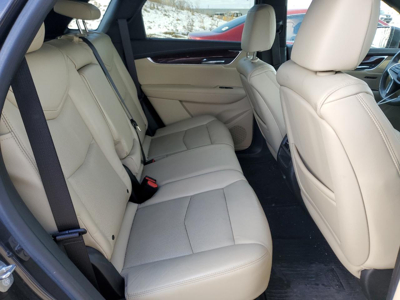 2017 Cadillac XT5 - Image 11