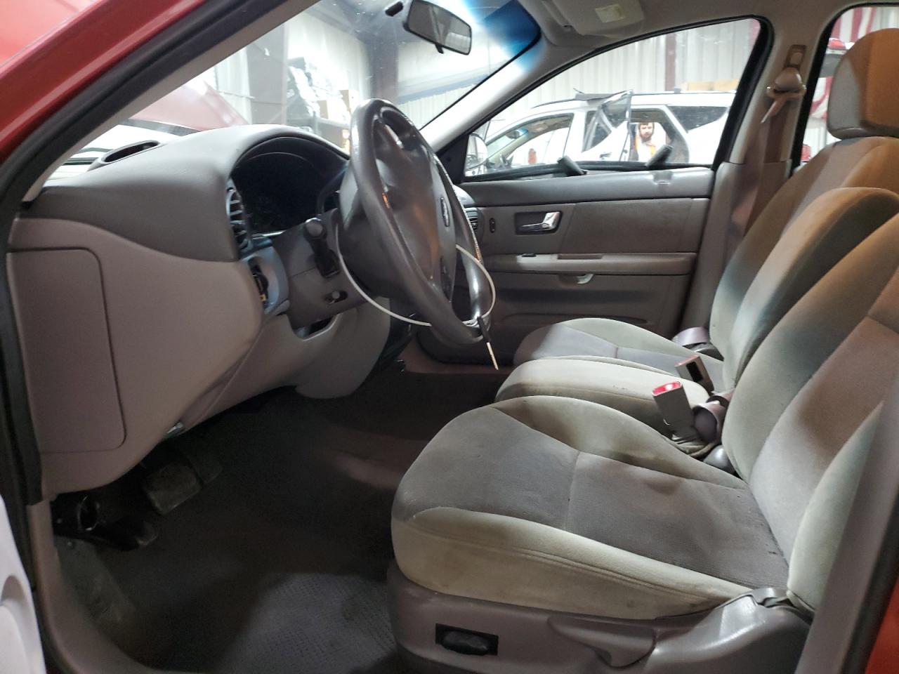 2000 Ford Taurus - Image 7