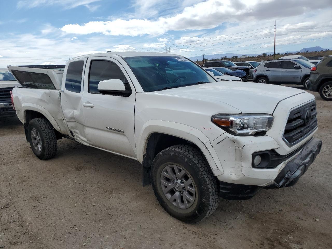 2018 Toyota Tacoma - Image 4