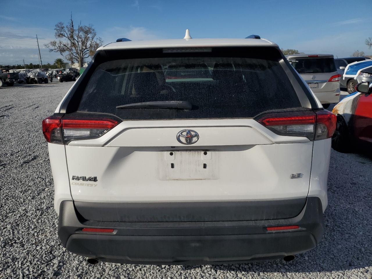 2021 Toyota RAV 4 - Image 6