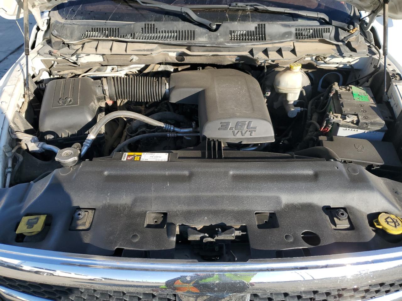 2015 RAM 1500 - Image 12