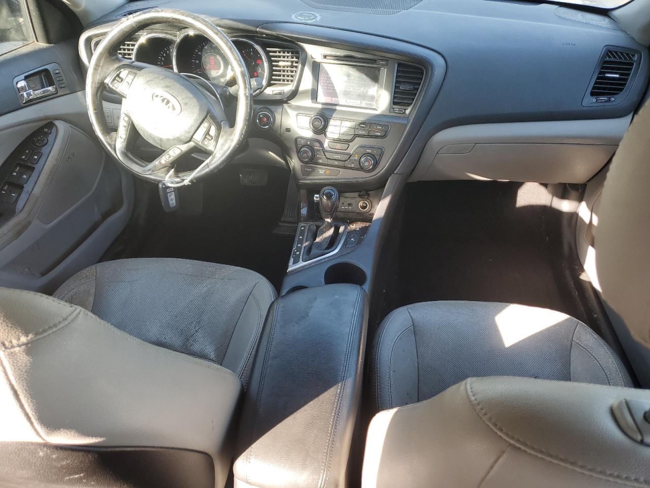 2012 Kia Optima - Image 8