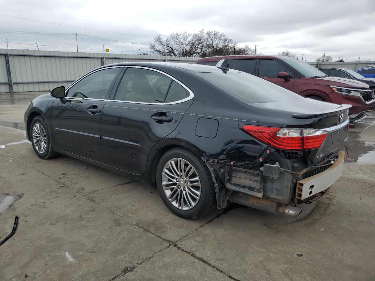 2013 Lexus ES - Image 2
