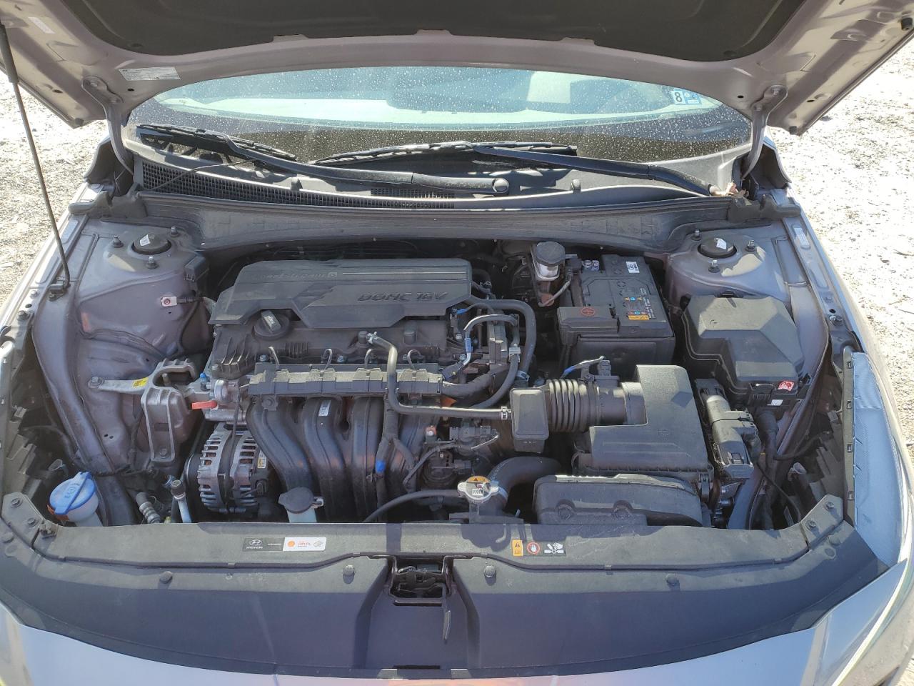 2023 Hyundai Elantra - Image 11