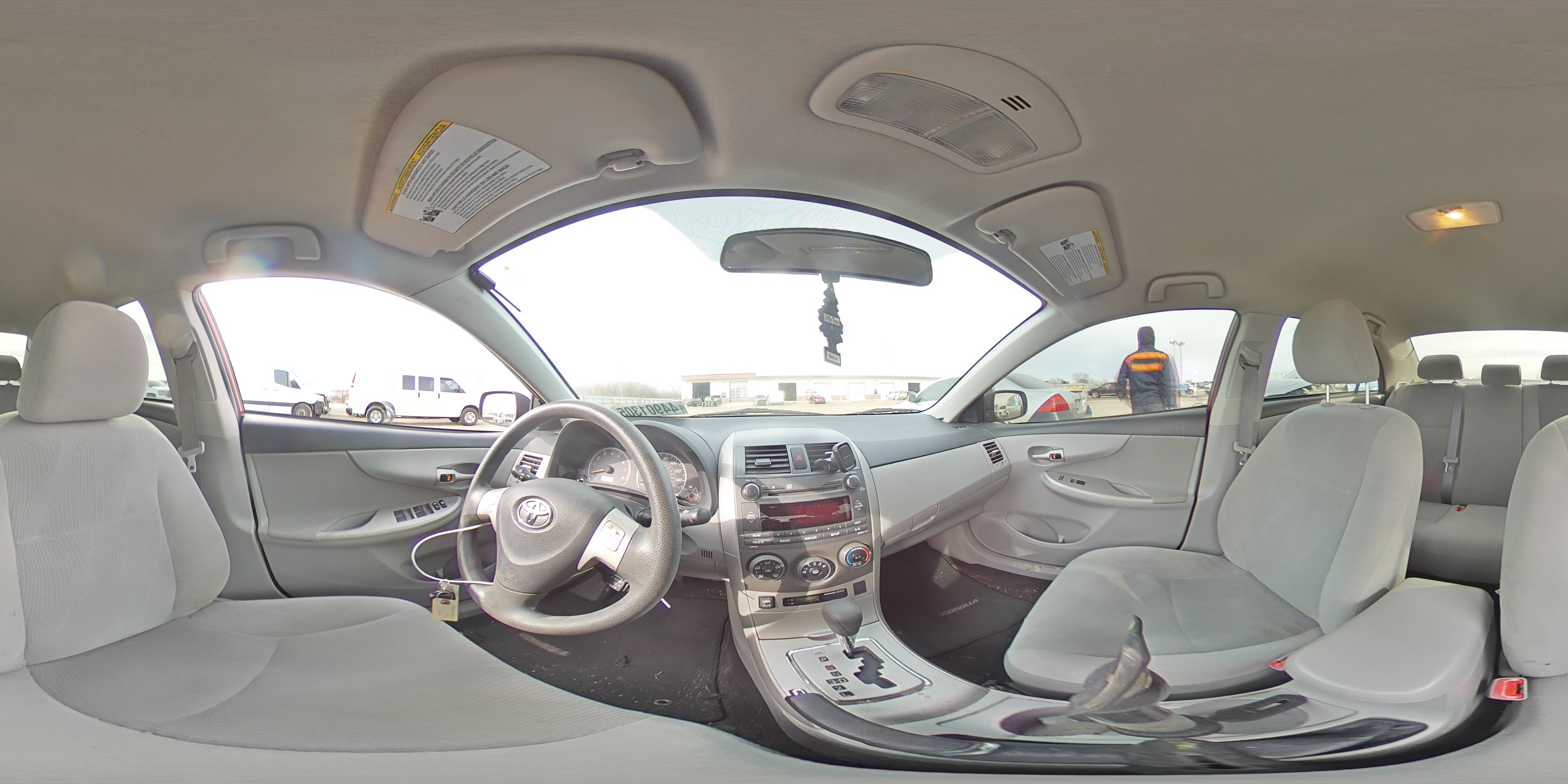 2011 Toyota Corolla - Image 12