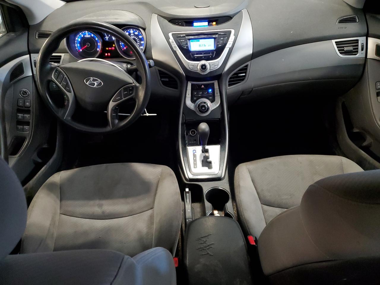 2011 Hyundai Elantra - Image 8