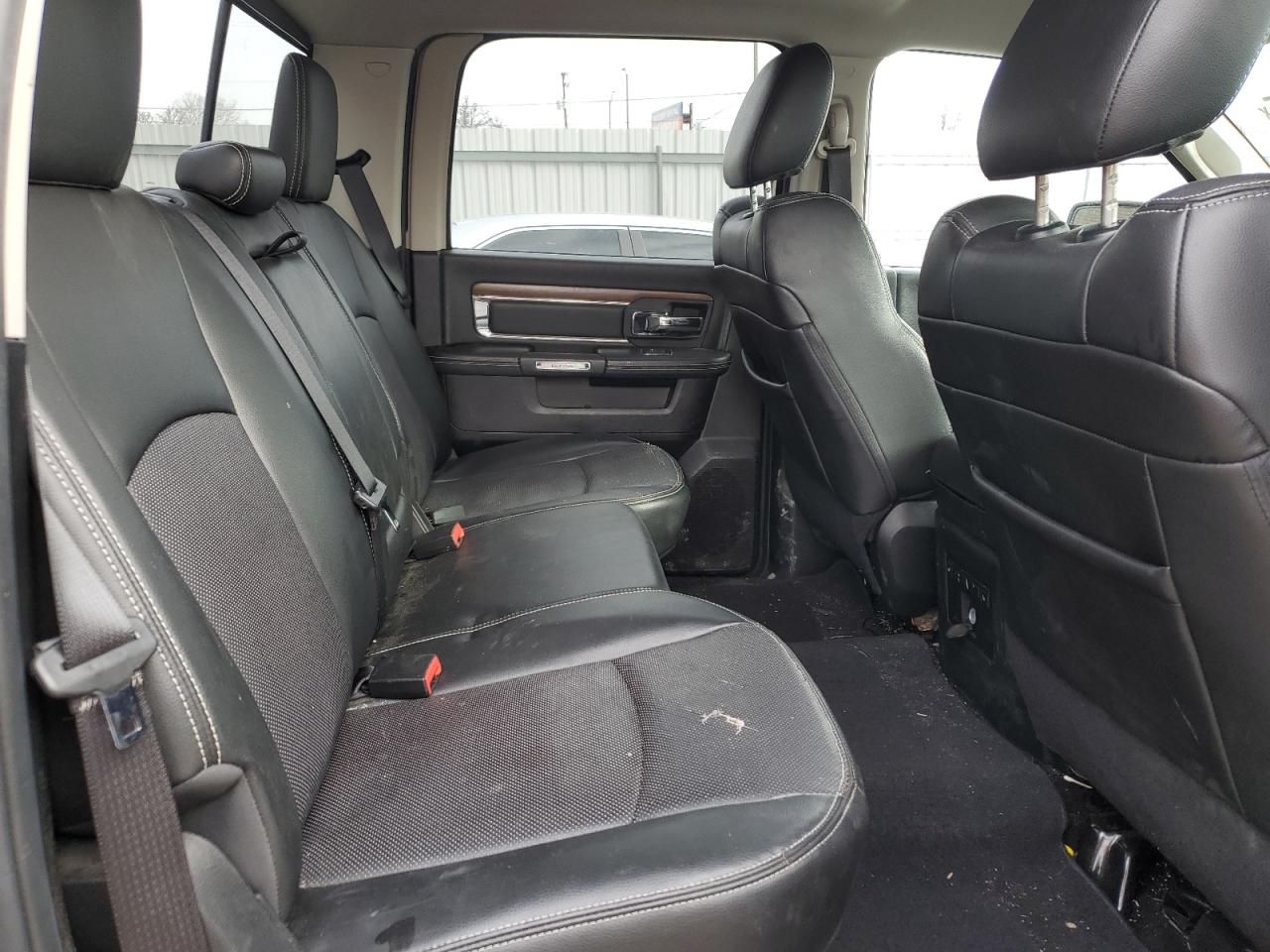 2014 RAM 1500 - Image 10