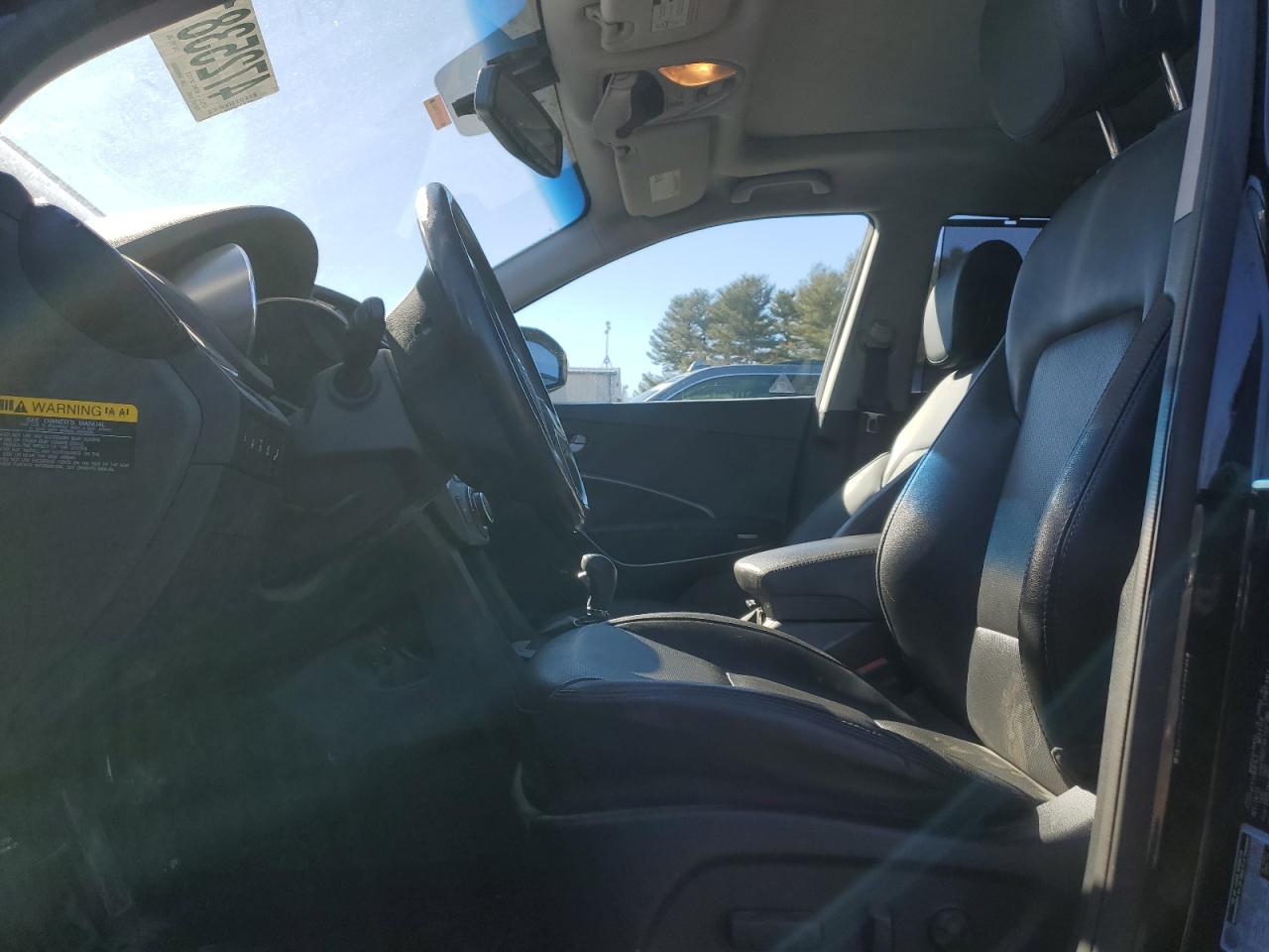 2016 Hyundai Santa Fe - Image 7