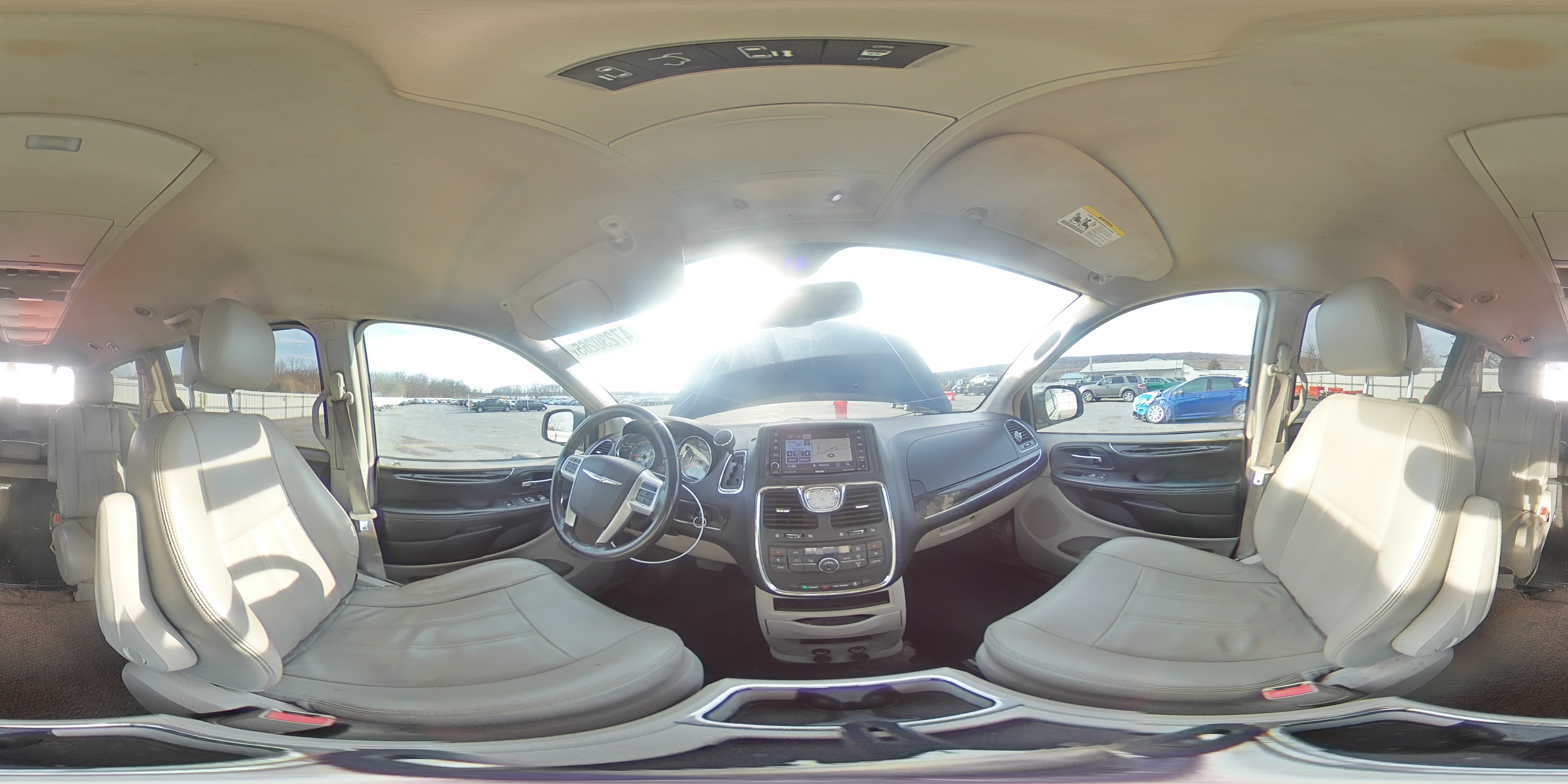2013 Chrysler Town & Country - Image 14