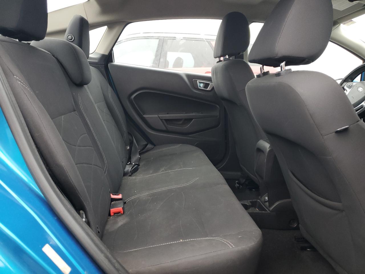 2014 Ford Fiesta - Image 10