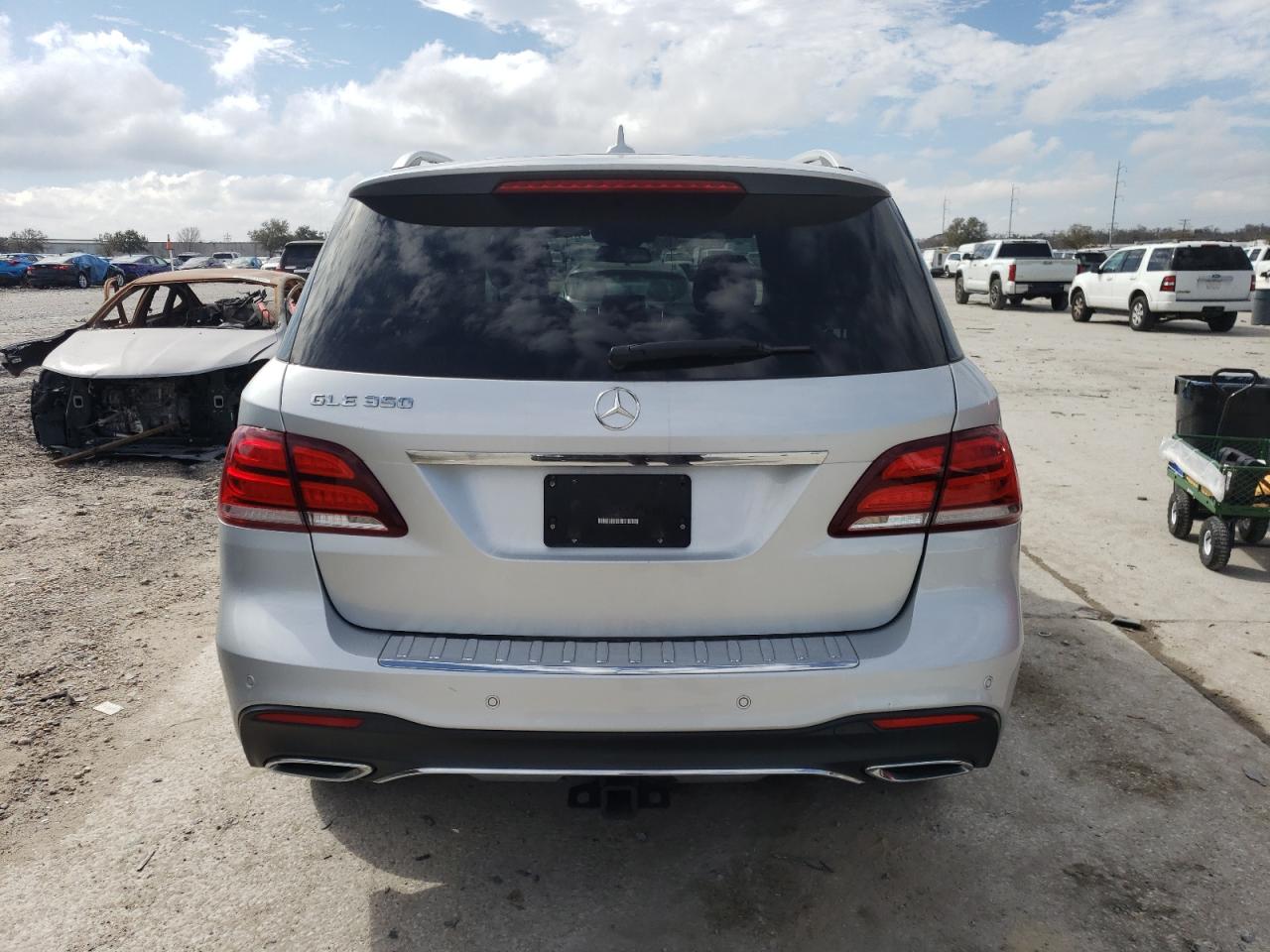 2018 Mercedes-Benz GLE - Image 6