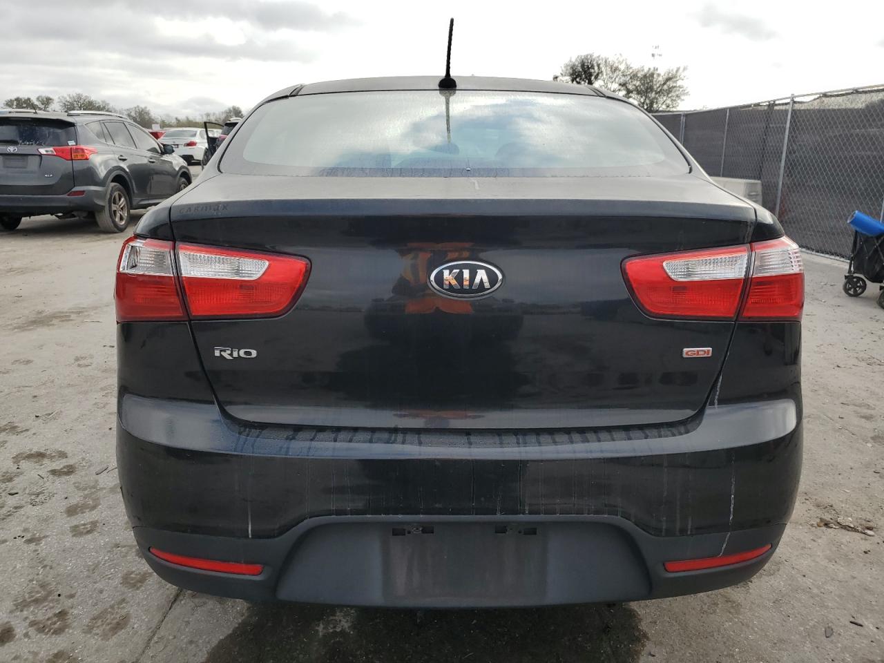 2015 Kia Rio - Image 6