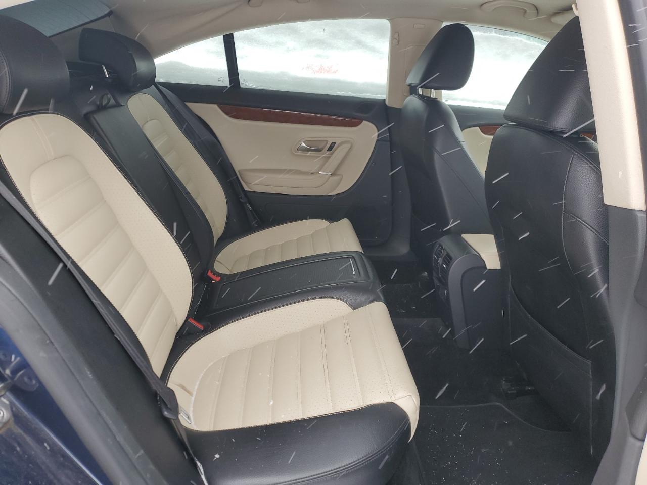 2012 Volkswagen Passat CC - Image 10