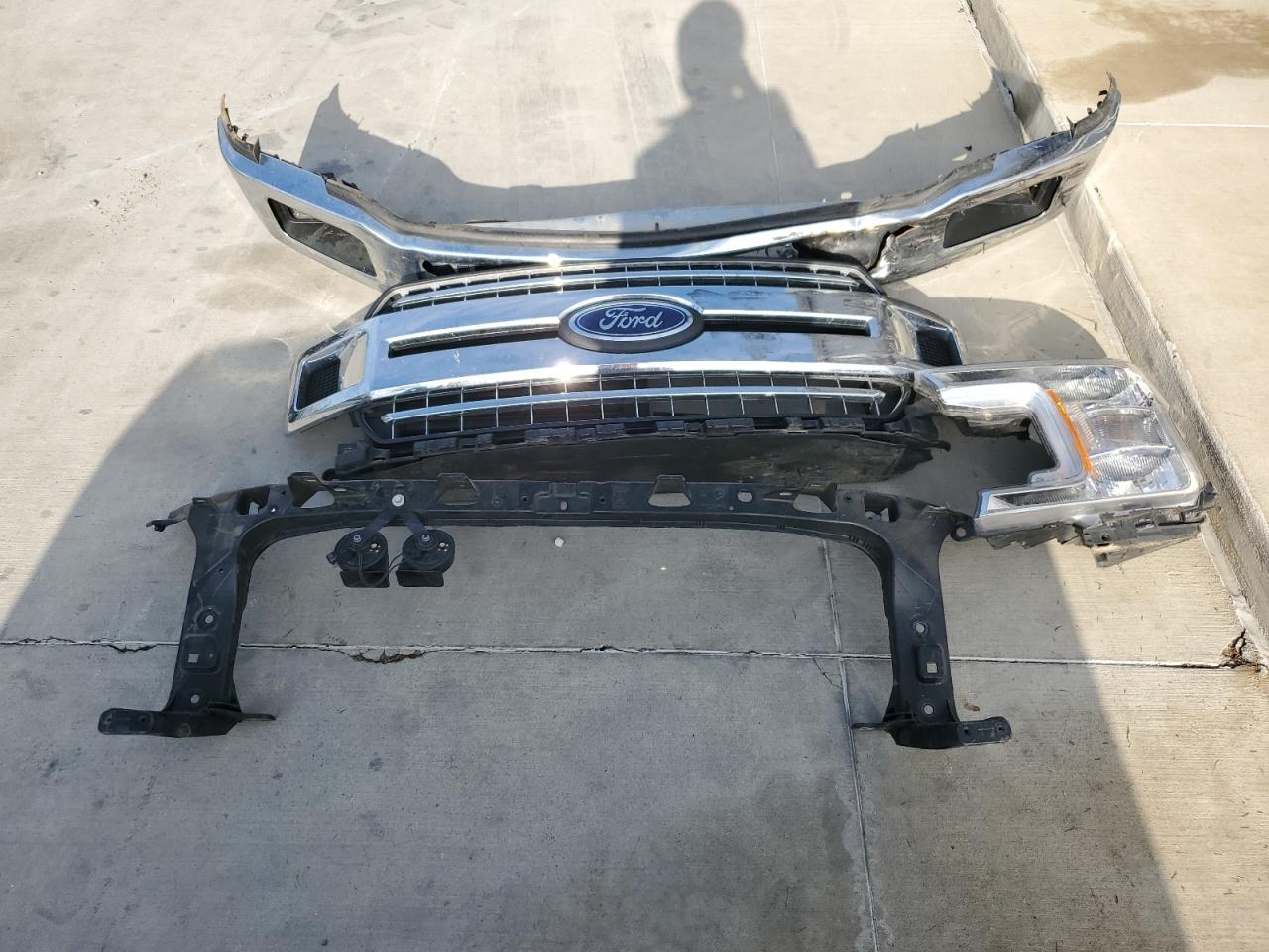 2019 Ford F-150 - Image 12