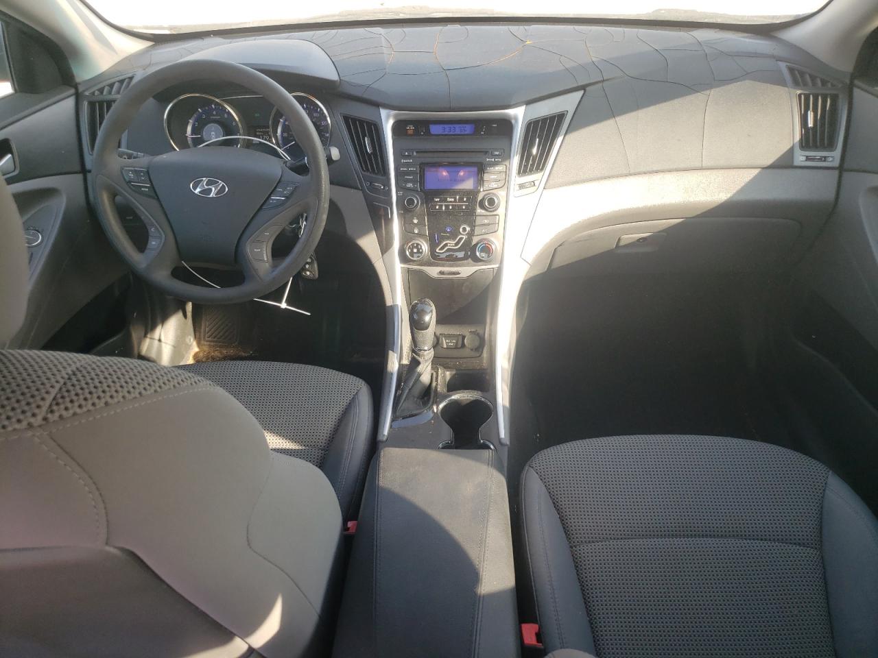 2012 Hyundai Sonata - Image 8