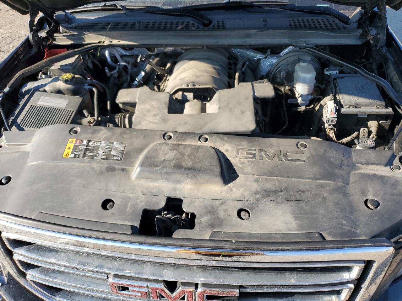 2017 GMC Yukon - Image 13