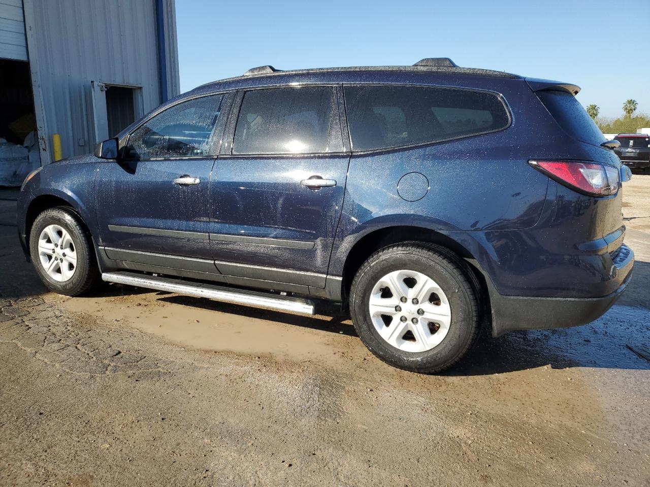2016 Chevrolet Traverse - Image 2
