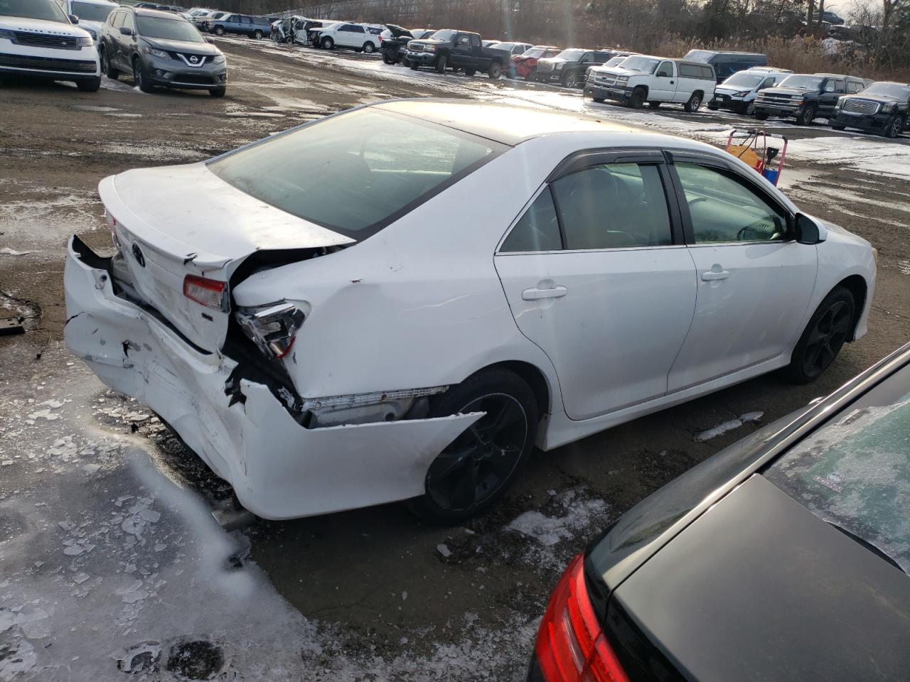 2012 Toyota Camry - Image 3