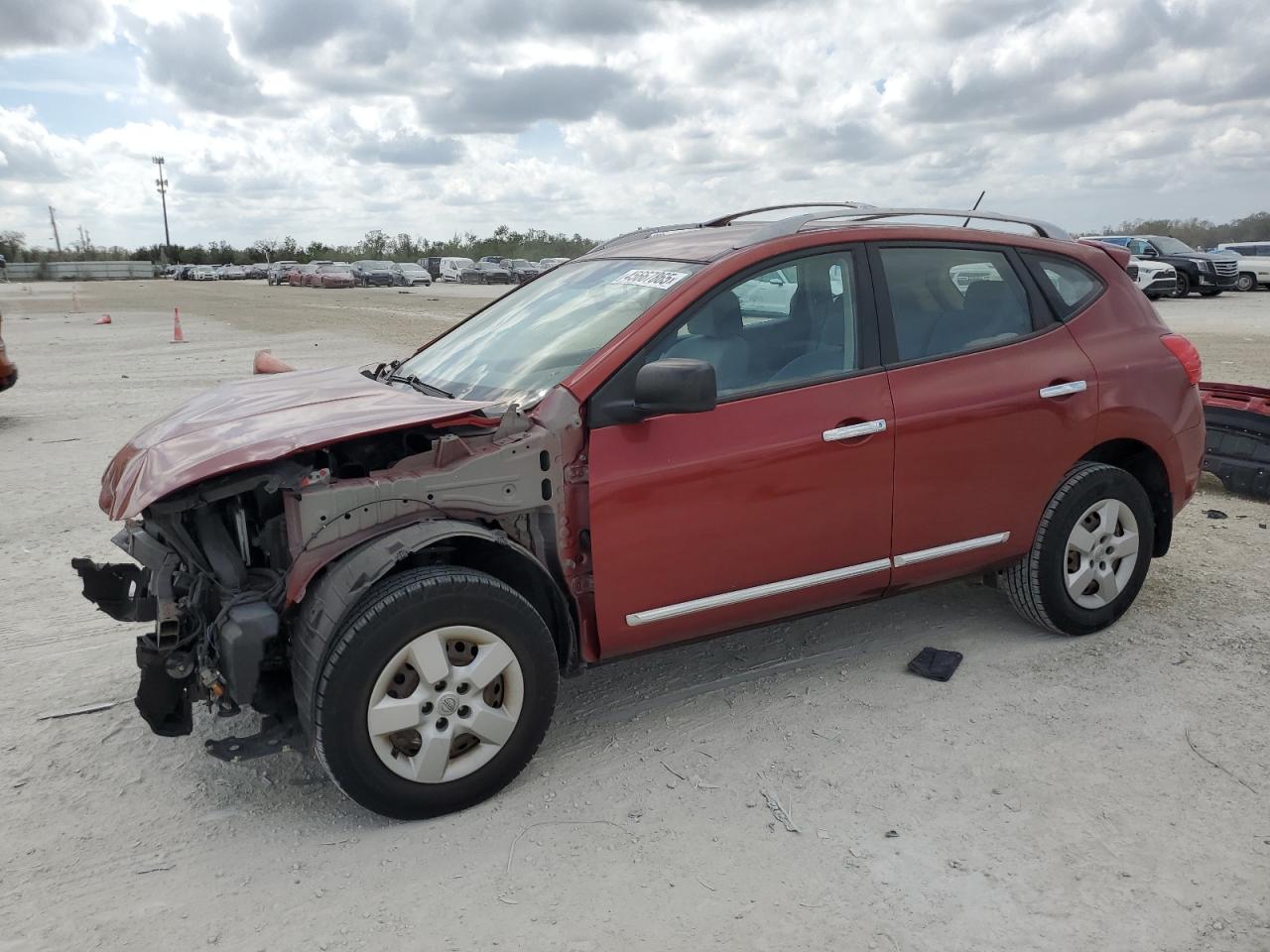 2014 Nissan Rogue - Image 1